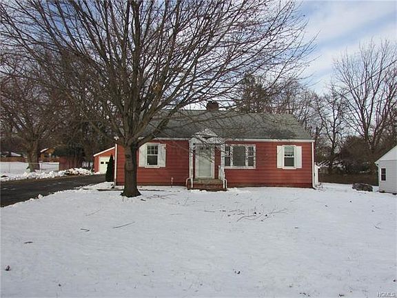 2nd image of 12 Meadow St