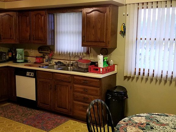 4th image of 3902 Fairmont Blvd