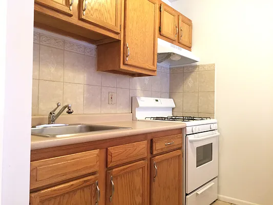 Rented by WEATHERWOOD PROPERTIES | media 7