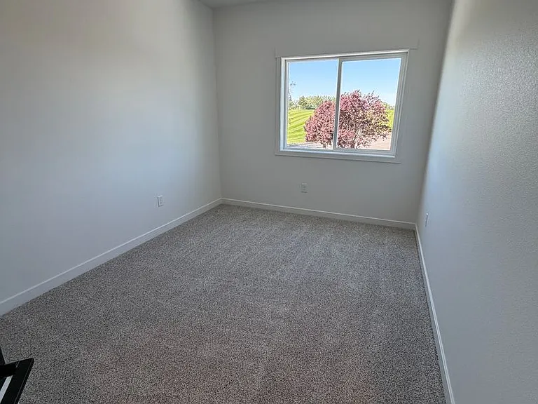 6398 NE Melby Way #4 — Photo 13