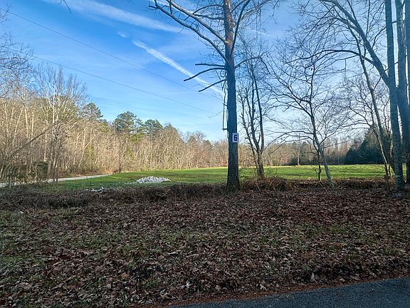 4th image of 5 Radford Rd