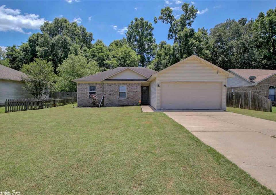 1st image of 23 Shamsie Dr