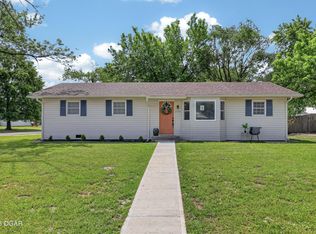 2102 W 12th St, Joplin, MO 64801