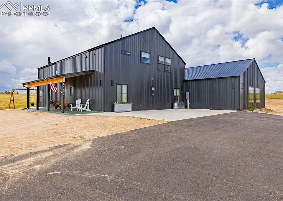 1st image of 16876 Thompson Rd