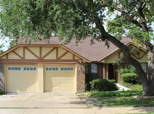 1707 Brighton Dr, Carrollton, TX 75007