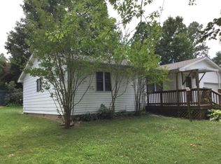 107 Young Ave, Anna, IL 62906