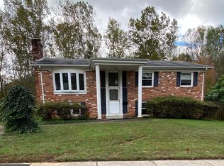 4515 Glendale Rd, Woodbridge, VA 22193