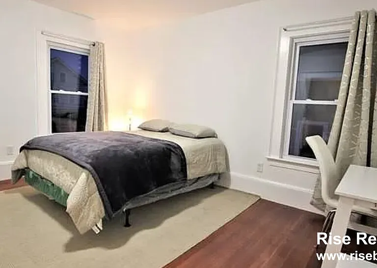18 Holton St #X — Photo 8