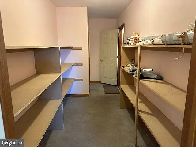 1463 Main St — Photo 31