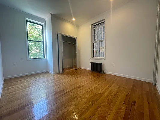 Rented by REAL New York | media 2