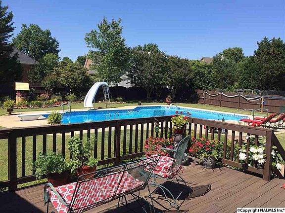 3rd image of 120 Fox Hollow Dr