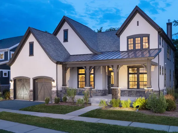 2822 Parkside Cir, Glenview, IL 60026