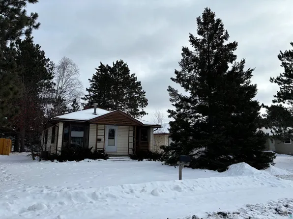 112 S 16th Ave E, Ely, MN 55731