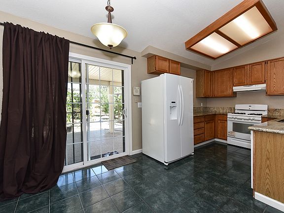 2nd image of 12 Casa Del Este Ct