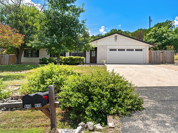 3rd image of 412 Earl Dr