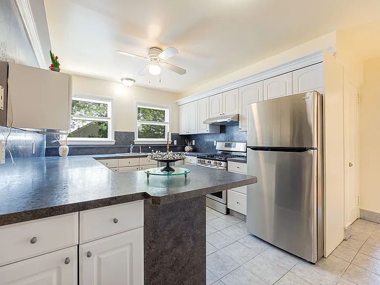 700 Kinderkamack Rd #1 — Photo 12