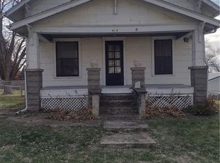 414 McFarland St, Barnard, MO 64423