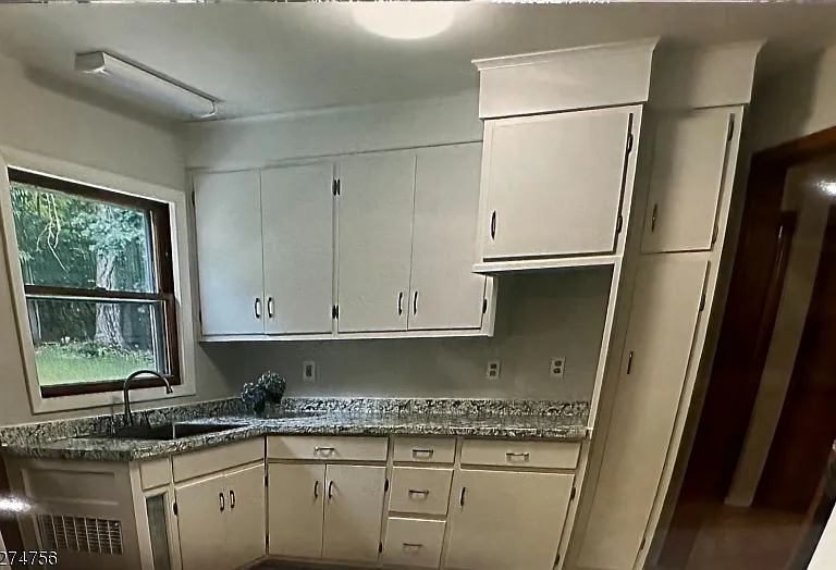 318 Palmer Rd — Photo 9