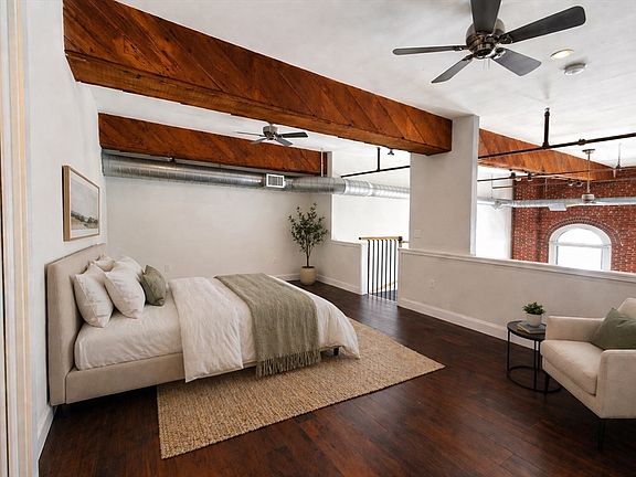 3rd image of 10 Kearney Sq APT 407