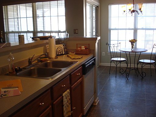 4th image of 2013 Governor Thomas Bladen Way APT 303