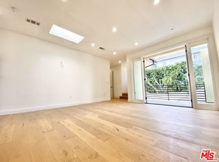 1435 Glenville Dr #1, Los Angeles, CA 90035