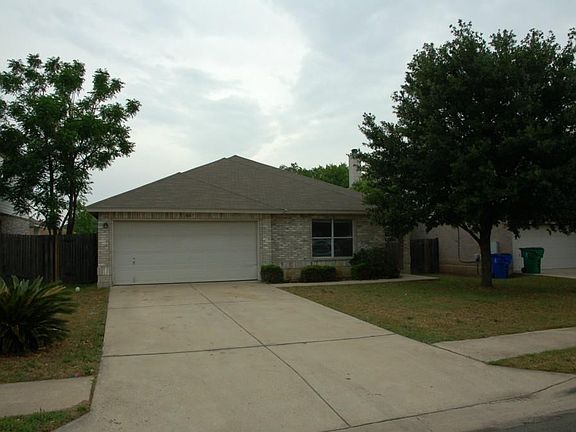 2nd image of 1041 Silverstone Ln