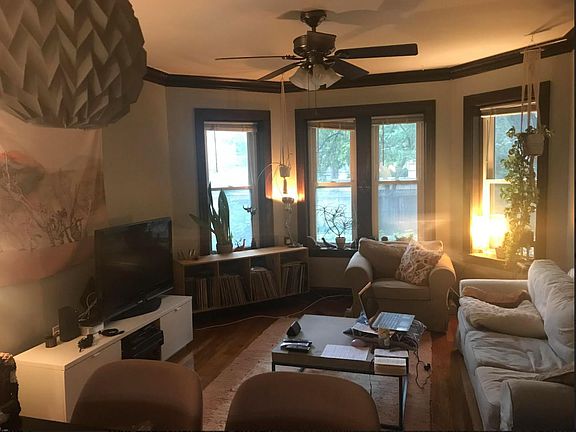 4th image of 4345 N Keeler Ave APT 1E