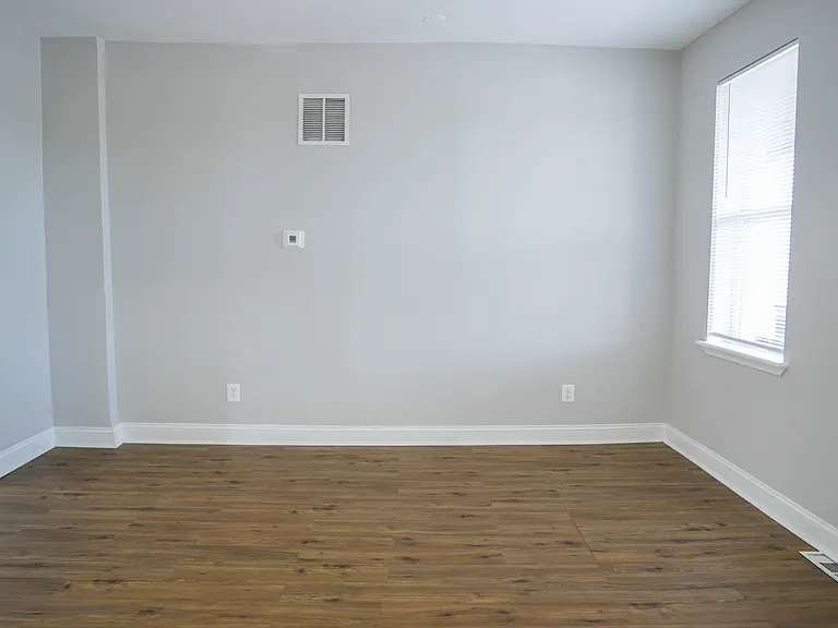 2942 Edmondson Ave — Photo 14
