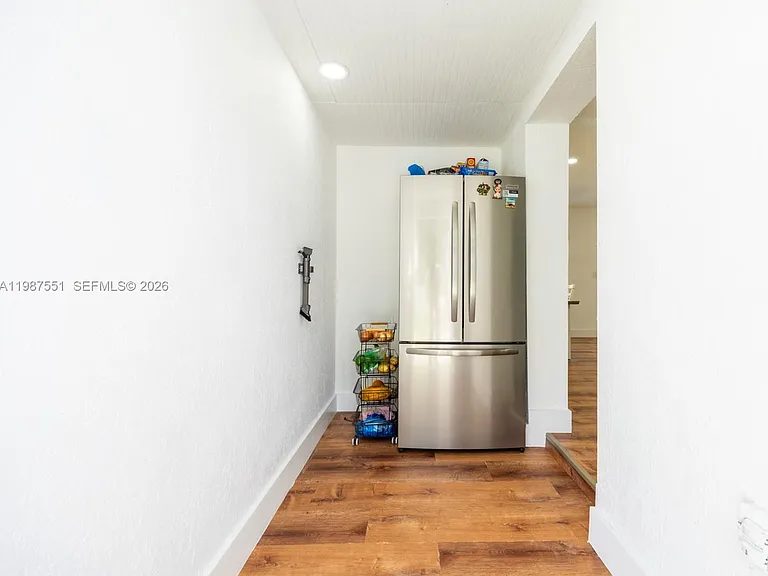 10050 SW 171st St — Photo 12
