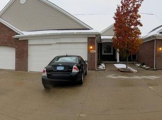 36841 Union Lake Rd, Clinton Township, MI 48035