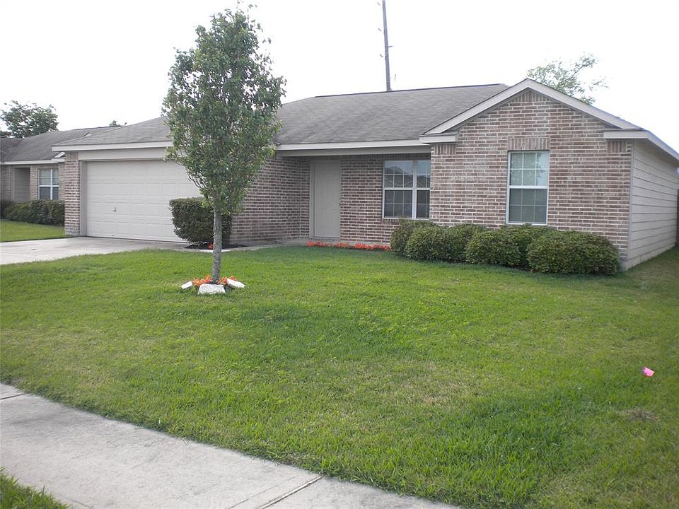 1st image of 3918 Enclave Mist Ln