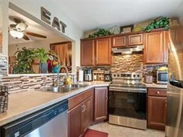 5151 W Oakland Park Boulevard #204, Lauderdale Lakes, FL 33313