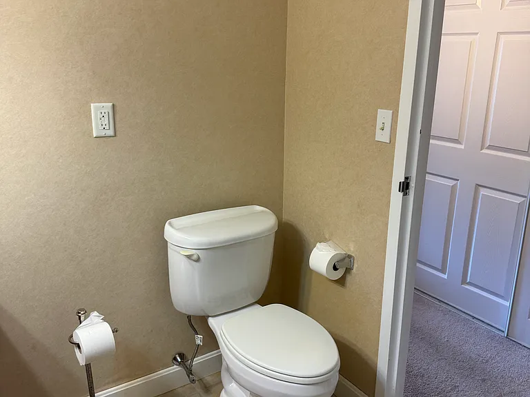 1500 Worcester Rd #605 — Photo 22
