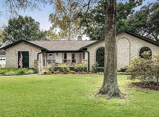 8911 Echo Valley Dr, Houston, TX 77055