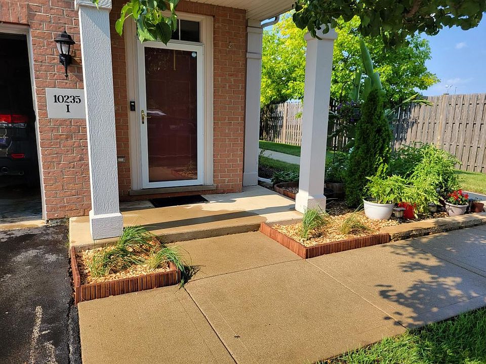 1st image of 10235 Mulberry Ln #I