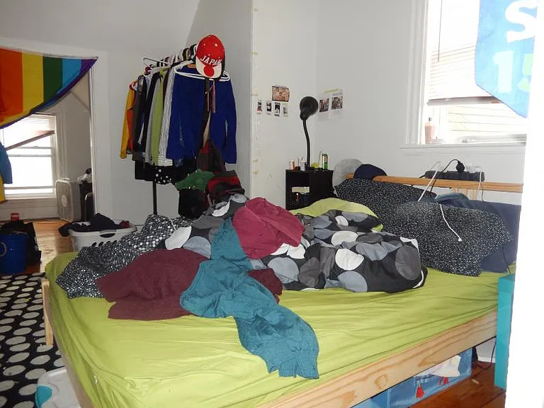 40 Custer St #2 — Photo 5