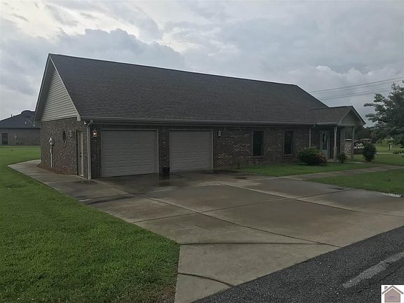 3rd image of 242 Lakota Dr