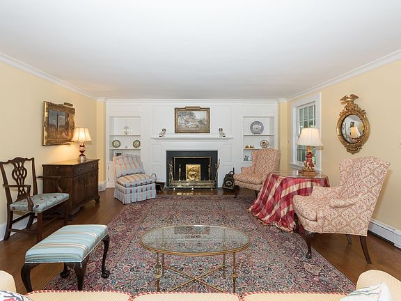 67 Buttonwood Ln Darien CT-print-011-081-Living Room-3200x2133-300dpi.jpg