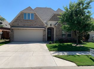 312 Spring Run Dr, Decatur, TX 76234
