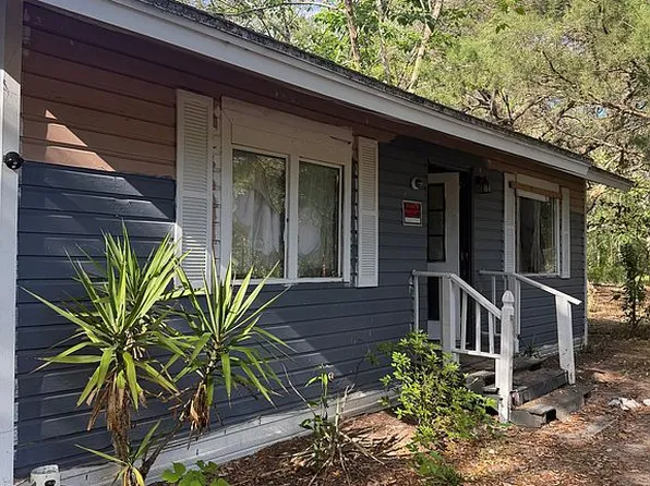 17271 NE 37th St, Silver Springs, FL 34488