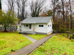 207 Wadsworth Pl, Oak Ridge, TN 37830