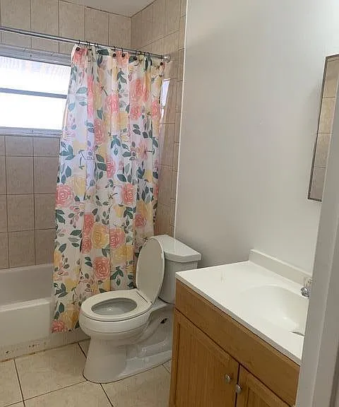 933 Francis St — Photo 8