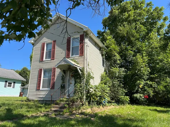 310 E Plane St, Bethel, OH 45106