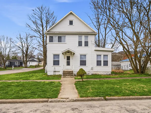 37 Calhoun St S, Centerburg, OH 43011