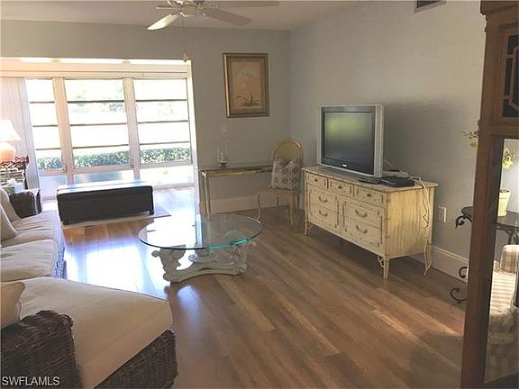 2nd image of 315 Saint Andrews Blvd APT B7