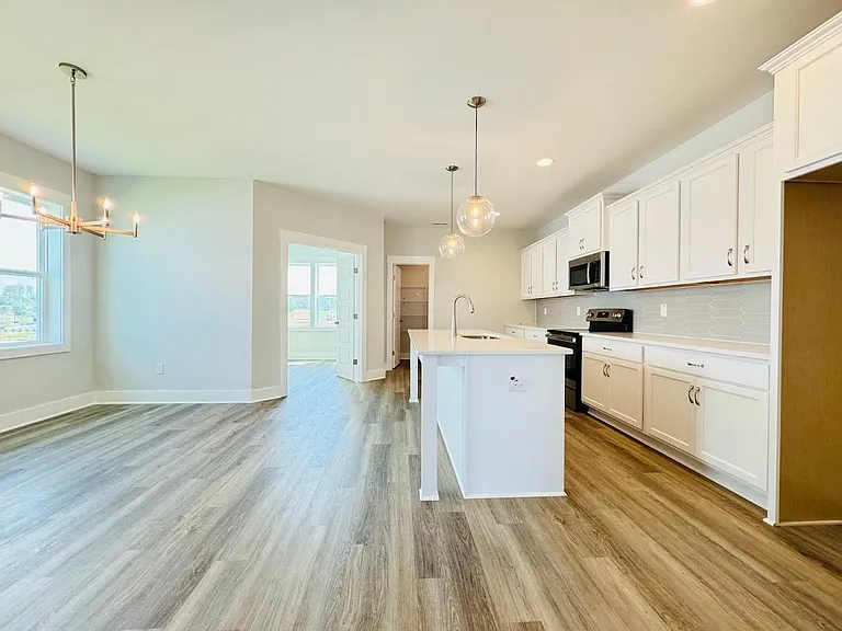 2116 Big Falls Dr — Photo 7
