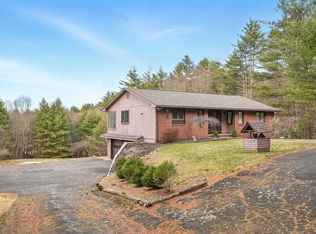 65 Lovers Ln, Greenfield, MA 01301