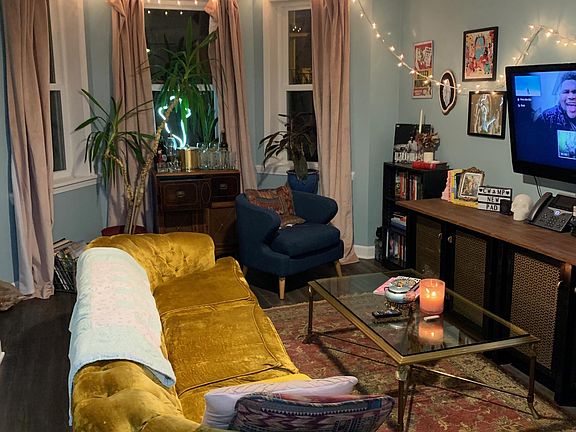 3rd image of 2936 N Allen Ave #0