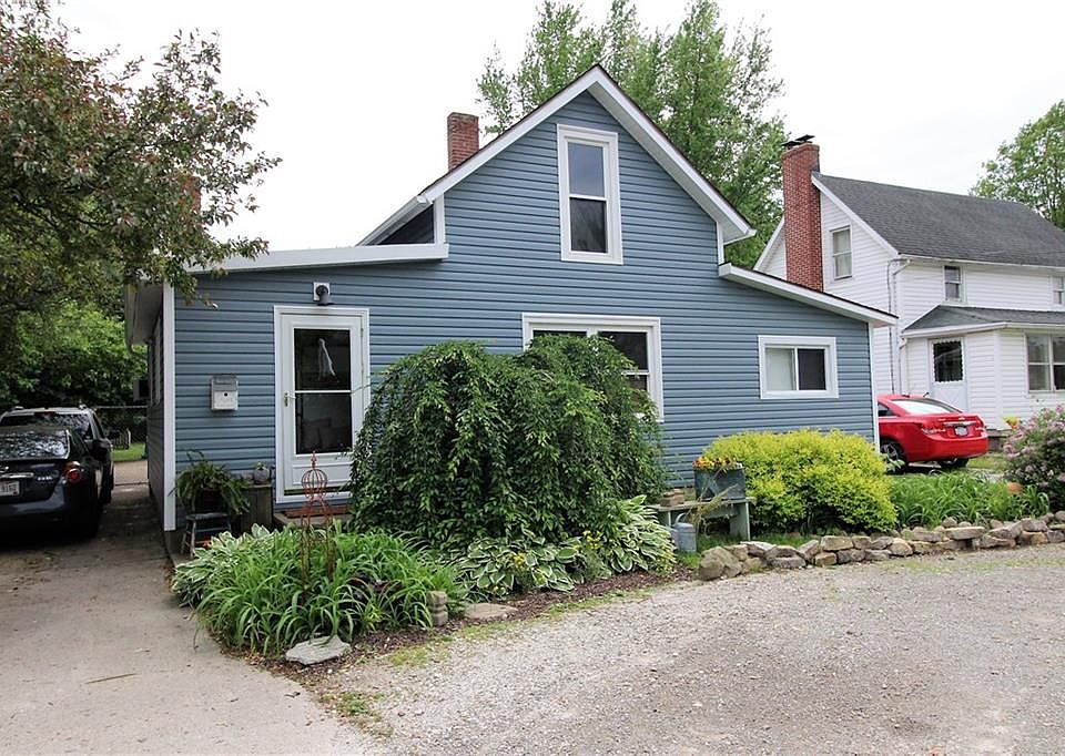 1st image of 411 Mosgrove St