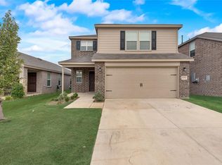 14044 Haggerston Dr, Pilot Point, TX 76258